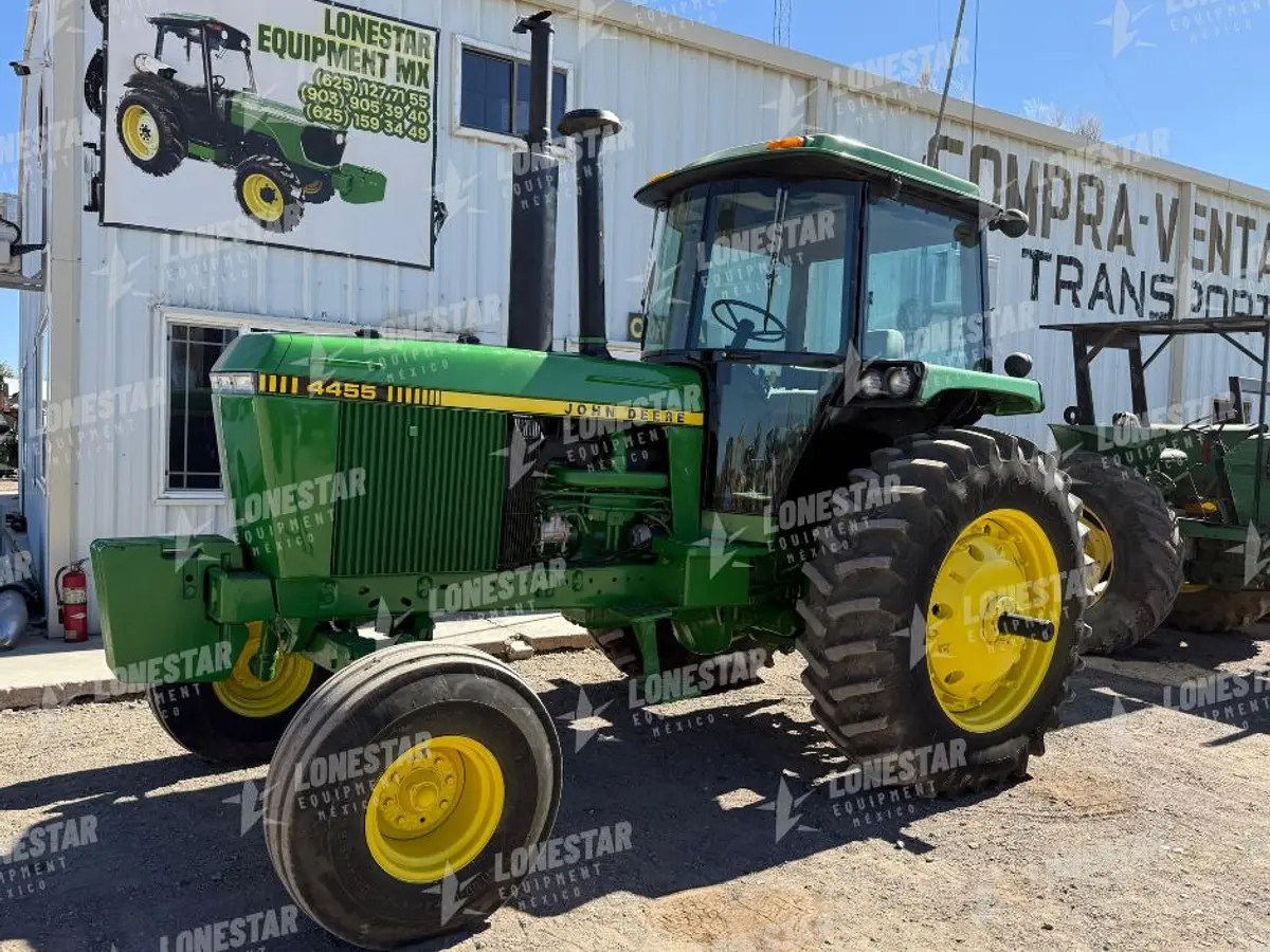 1990 John Deere 4455