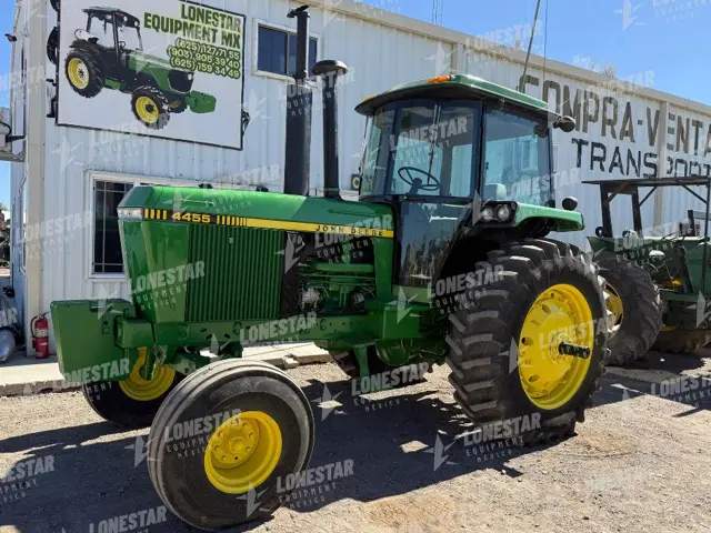 1990 John Deere 4455